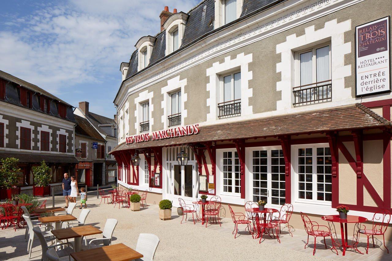 Relais Des Trois Chateaux Hotel-Restaurant - Teritoria Cour-Cheverny Exterior photo