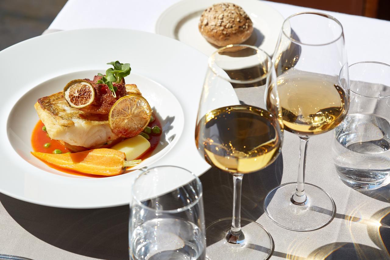 Relais Des Trois Chateaux Hotel-Restaurant - Teritoria Cour-Cheverny Exterior photo